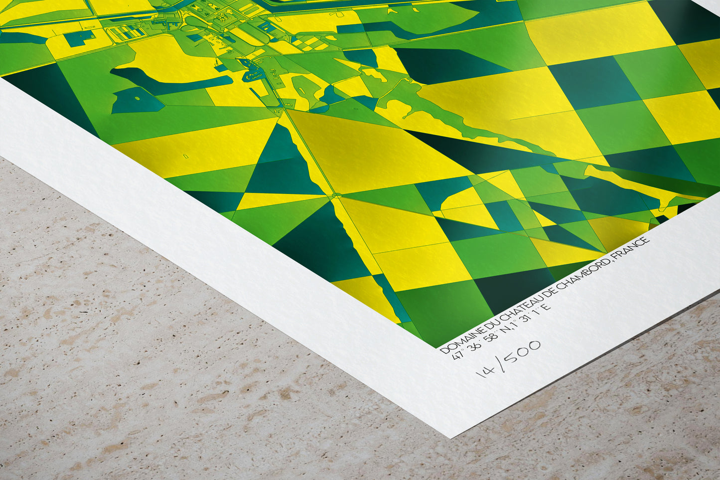 Détail du tirage d’art du Domaine du Château de Chambord, France, montrant les coordonnées et la numérotation d’édition limitée.